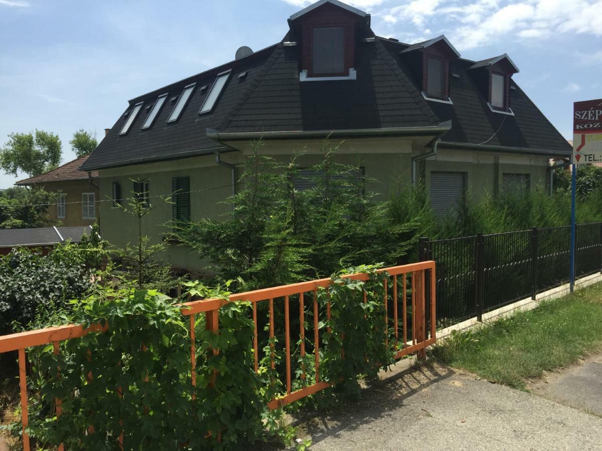 Ferienwohnung Paros Fahaz Balatonföldvár Exterior foto
